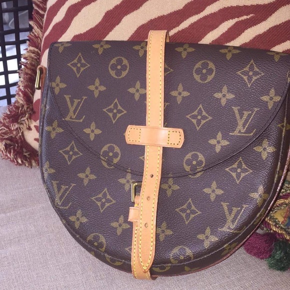 Louis Vuitton Handbags - Authentic Louis Vuityon Chantilly Pm